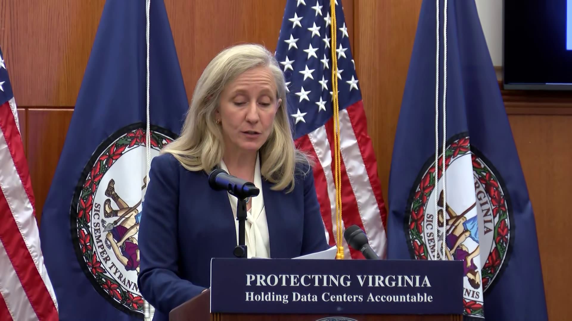 Virginia Executive Order 22 Introduces Stricter Data Center Standards, Sparks Debate