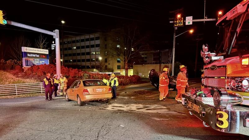 Roanoke County crash at Keagy Road, Electric Road intersection