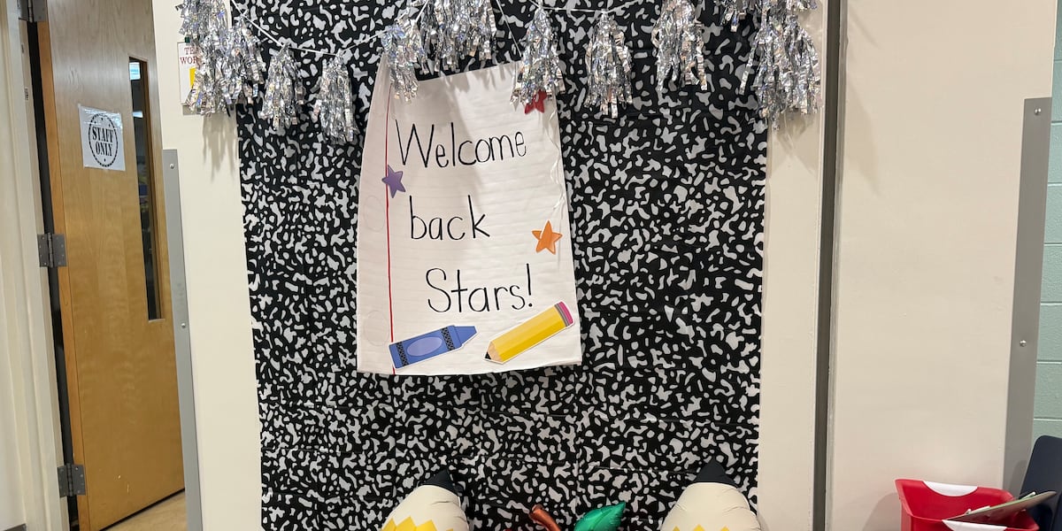 Roanoke City Public School leaders celebrate first day of new school year