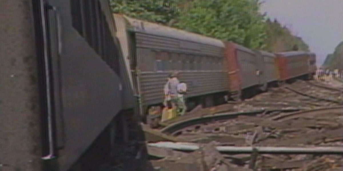 WDBJ7 Archive: Great Dismal Swamp Derailment in 1986