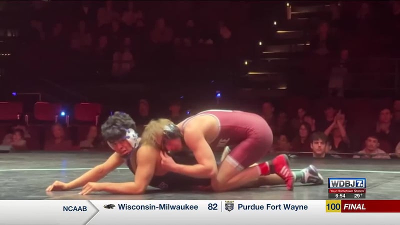 #1 Roanoke Wrestling Dominates Marymount in Mill Mountain Theater Showcase